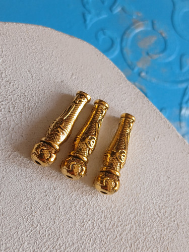 شیخک طرح دار طلایی